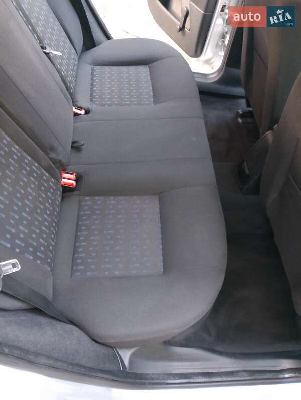 Универсал Ford Mondeo 2003 в Мукачево