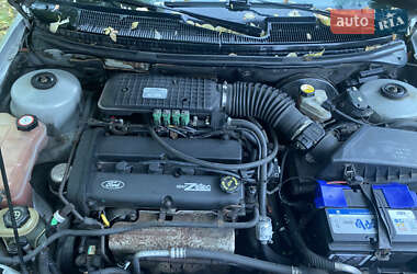 Лифтбек Ford Mondeo 2000 в Вышгороде