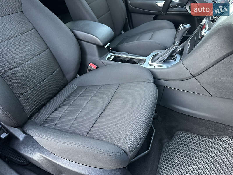 Лифтбек Ford Mondeo 2013 в Киеве