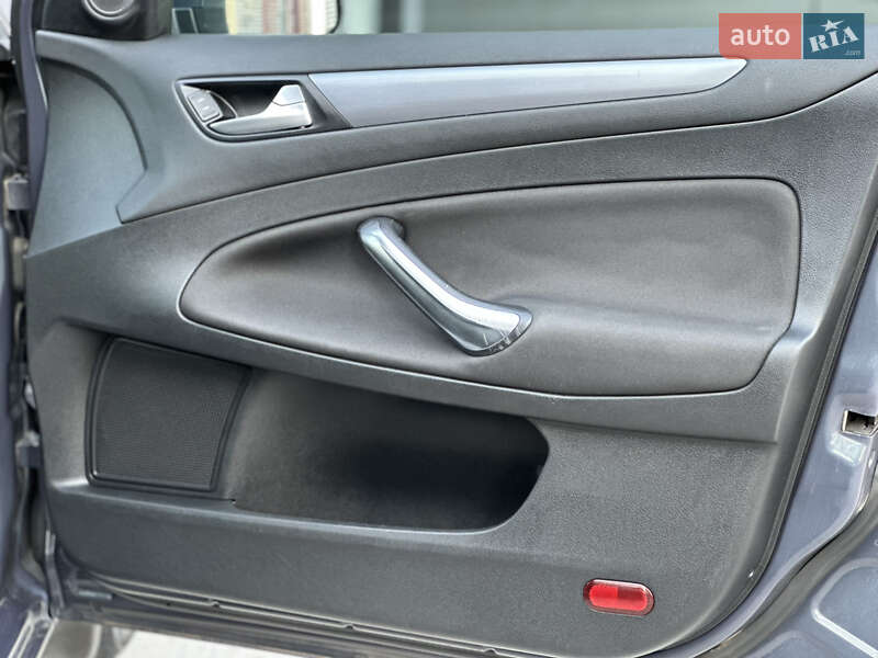 Лифтбек Ford Mondeo 2013 в Киеве