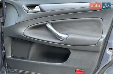 Лифтбек Ford Mondeo 2013 в 