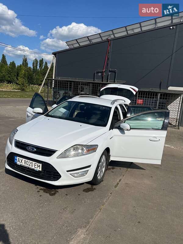 Универсал Ford Mondeo 2011 в Первомайске