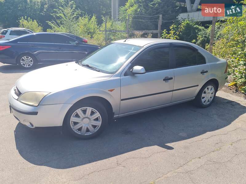 Лифтбек Ford Mondeo 2003 в Днепре