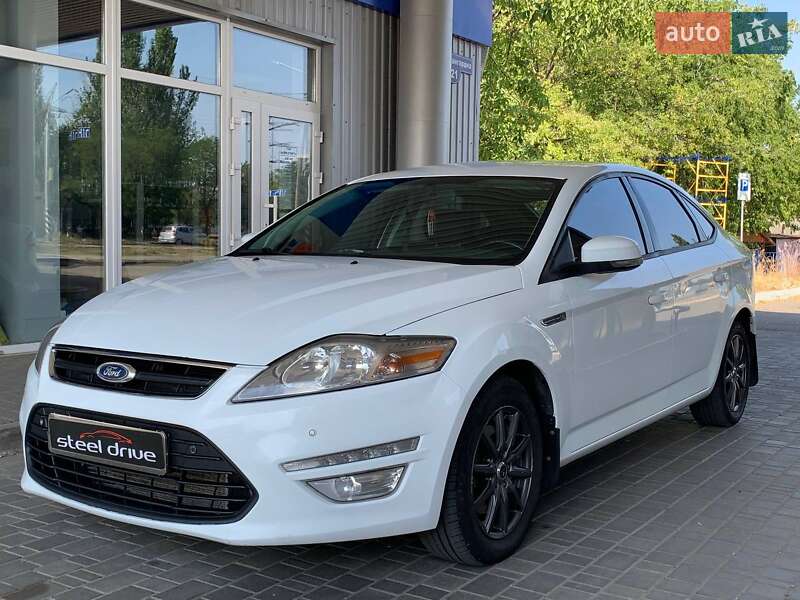 Седан Ford Mondeo 2013 в Николаеве
