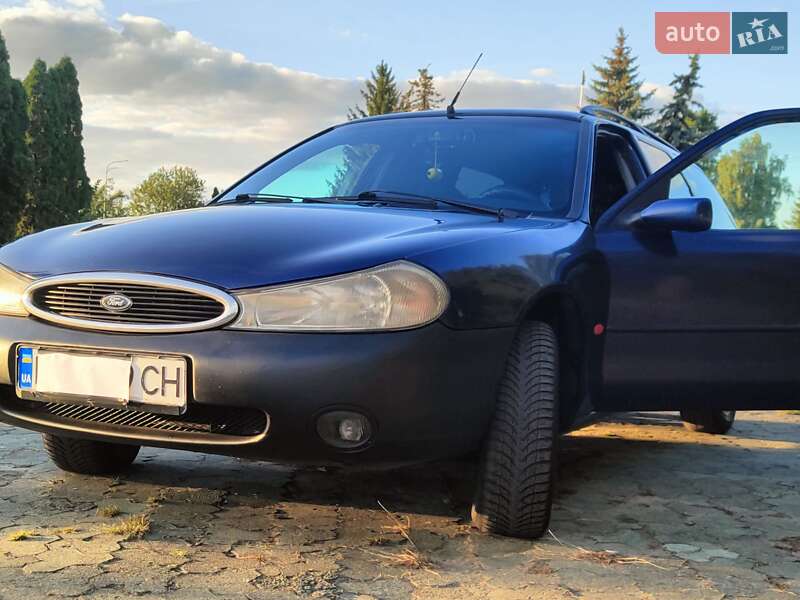 Универсал Ford Mondeo 1998 в Дубно