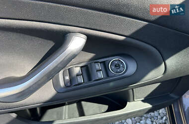Седан Ford Mondeo 2012 в 