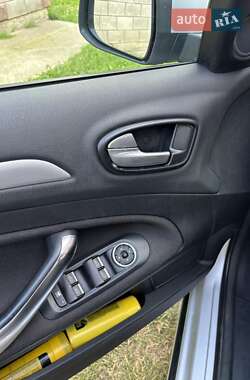 Универсал Ford Mondeo 2010 в Ровно