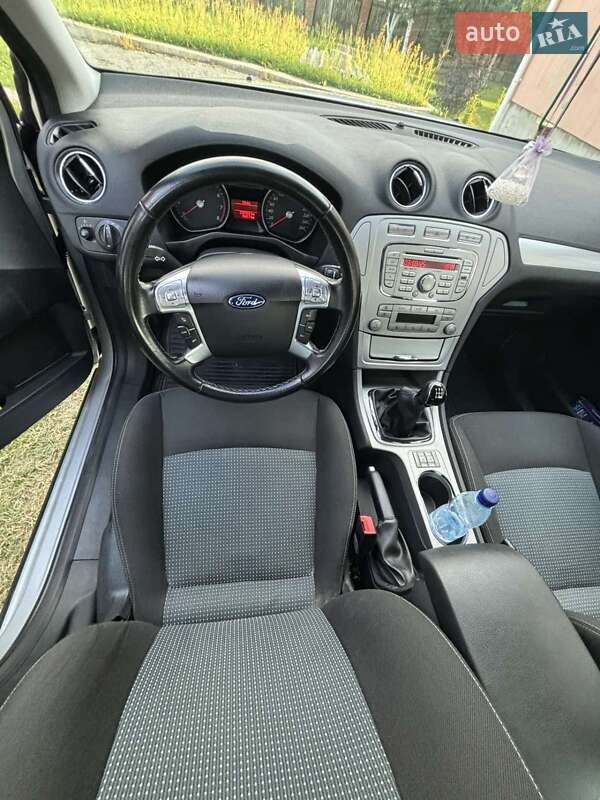 Универсал Ford Mondeo 2010 в Ровно