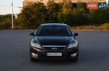 Лифтбек Ford Mondeo 2008 в 