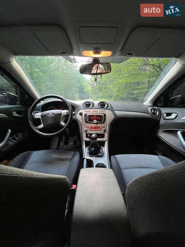 Лифтбек Ford Mondeo 2008 в Житомире