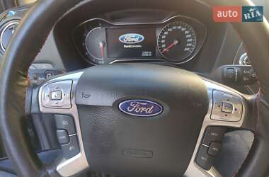 Седан Ford Mondeo 2011 в Стрые