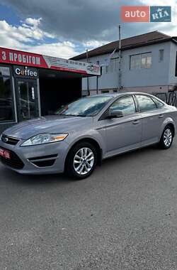 Седан Ford Mondeo 2010 в Каменке