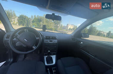 Седан Ford Mondeo 2005 в Горішніх Плавнях