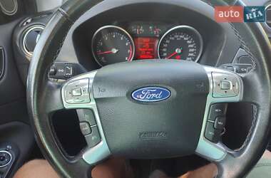 Універсал Ford Mondeo 2011 в  фото 2 Універсал Ford Mondeo 2011 в