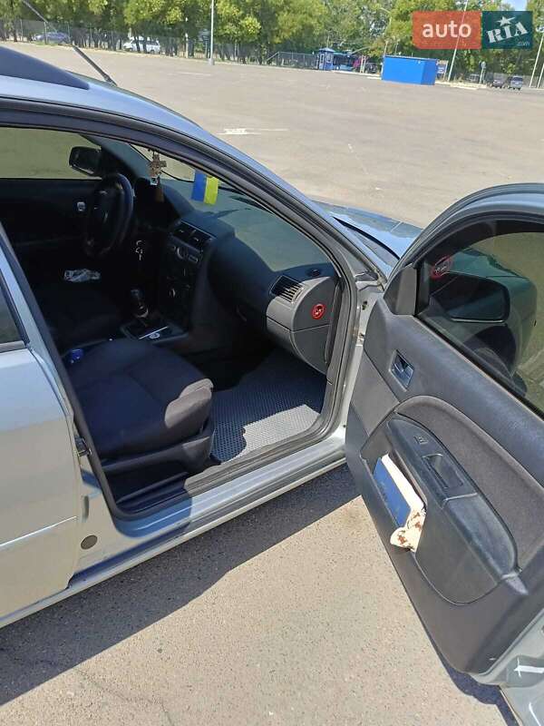 Универсал Ford Mondeo 2004 в Николаеве