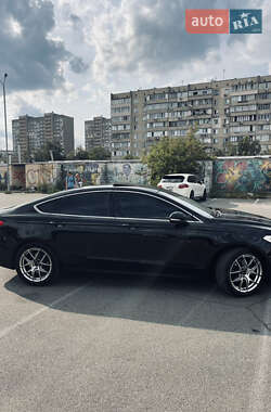 Седан Ford Mondeo 2016 в 