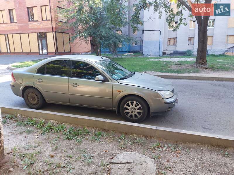 Седан Ford Mondeo 2001 в Харькове