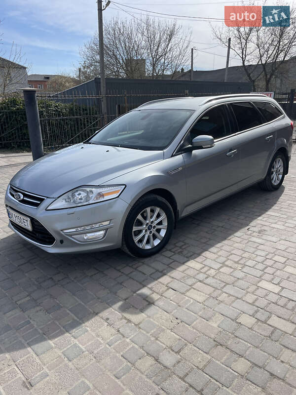 Универсал Ford Mondeo 2013 в 