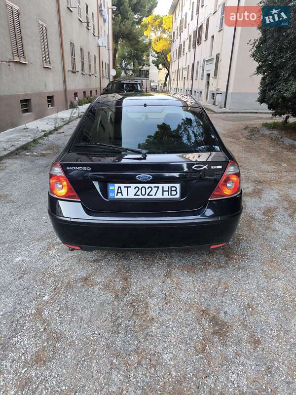 Ліфтбек Ford Mondeo 2006 в Монастириській