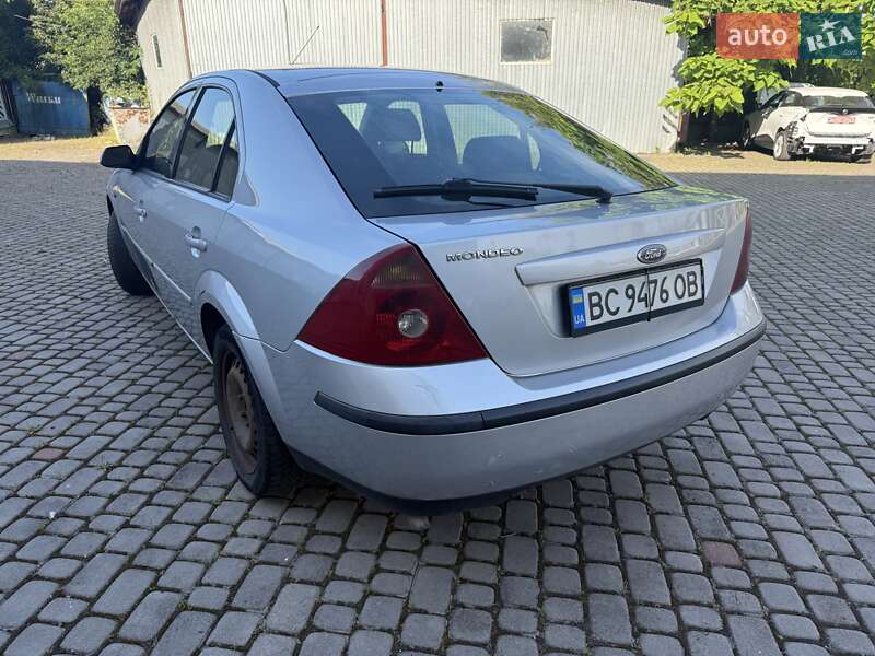 Лифтбек Ford Mondeo 2002 в Шептицькому