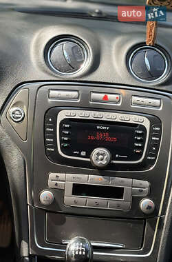 Седан Ford Mondeo 2007 в 