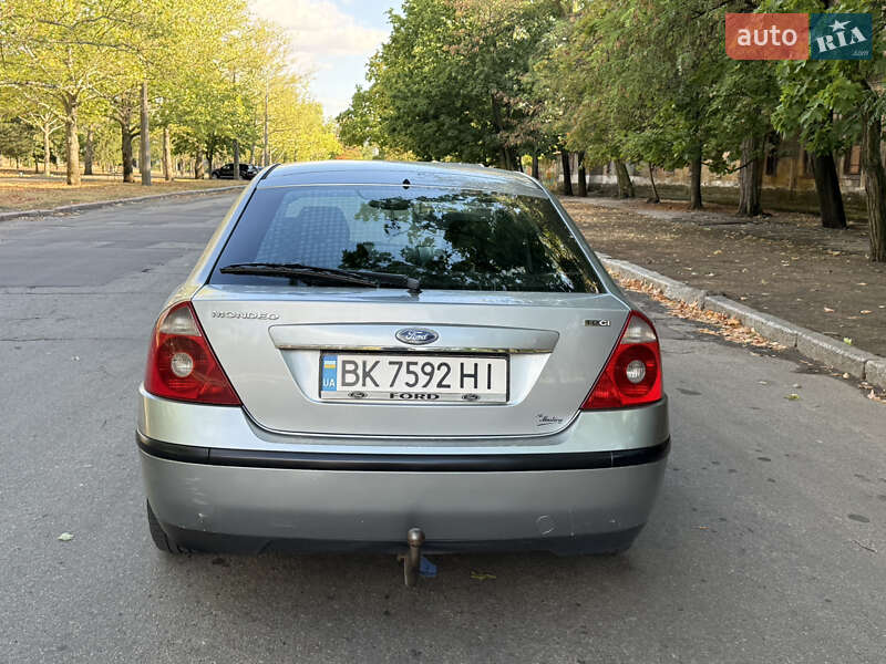 Лифтбек Ford Mondeo 2003 в Николаеве