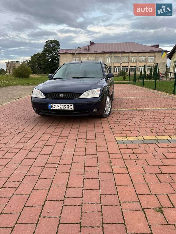 Седан Ford Mondeo 2002 в Стрые