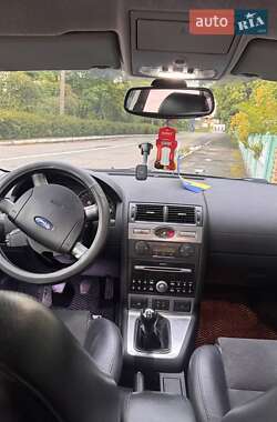 Седан Ford Mondeo 2006 в 