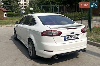 Седан Ford Mondeo 2011 в 