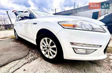 Универсал Ford Mondeo 2014 в 
