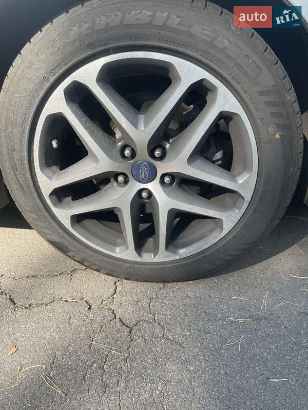 Седан Ford Mondeo 2015 в Киеве