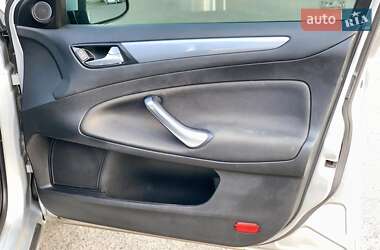Универсал Ford Mondeo 2011 в 