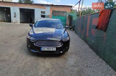 Седан Ford Mondeo 2015 в 