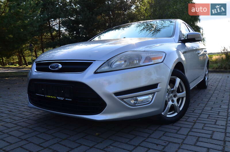 Седан Ford Mondeo 2013 в Дрогобыче