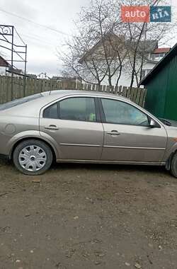 Седан Ford Mondeo 2002 в Чернівцях