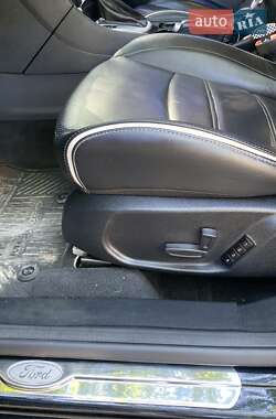 Седан Ford Mondeo 2011 в 