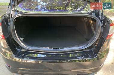 Седан Ford Mondeo 2011 в 