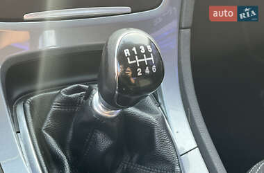 Седан Ford Mondeo 2012 в 