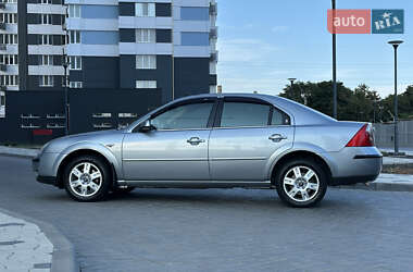 Седан Ford Mondeo 2005 в 