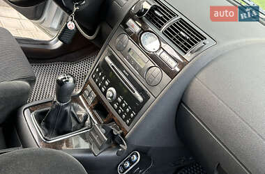 Седан Ford Mondeo 2005 в 