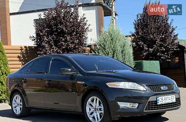 Седан Ford Mondeo 2010 в 