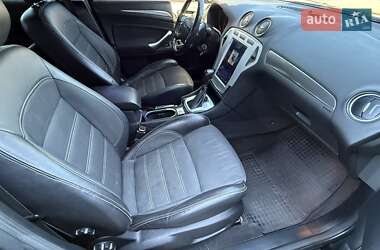 Седан Ford Mondeo 2010 в 