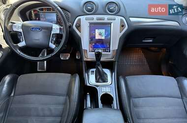 Седан Ford Mondeo 2010 в 