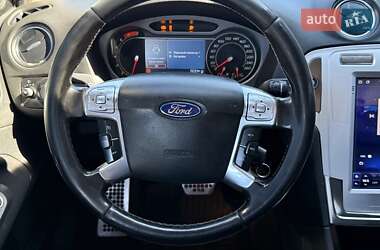 Седан Ford Mondeo 2010 в 
