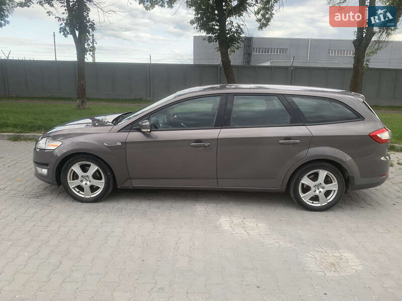 Универсал Ford Mondeo 2010 в Львове