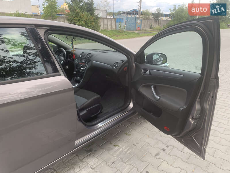 Универсал Ford Mondeo 2010 в Львове