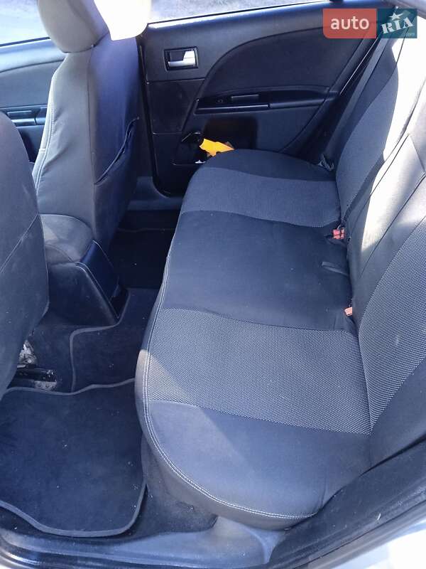 Ліфтбек Ford Mondeo 2003 в Гайсину фото 5 Ліфтбек Ford Mondeo 2003 в Гайсину