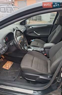 Лифтбек Ford Mondeo 2011 в 