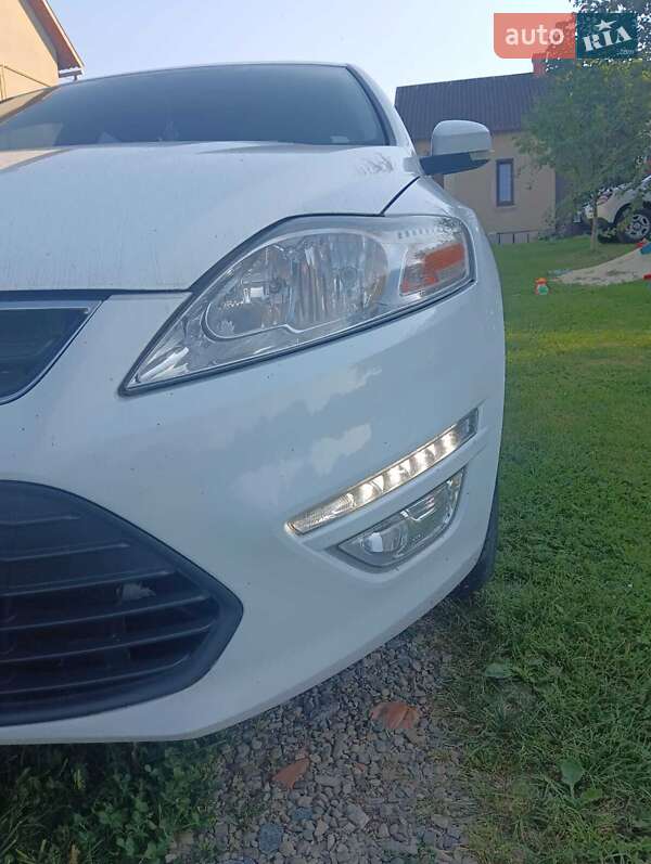 Седан Ford Mondeo 2012 в Трускавце