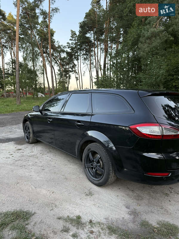 Универсал Ford Mondeo 2011 в Ровно